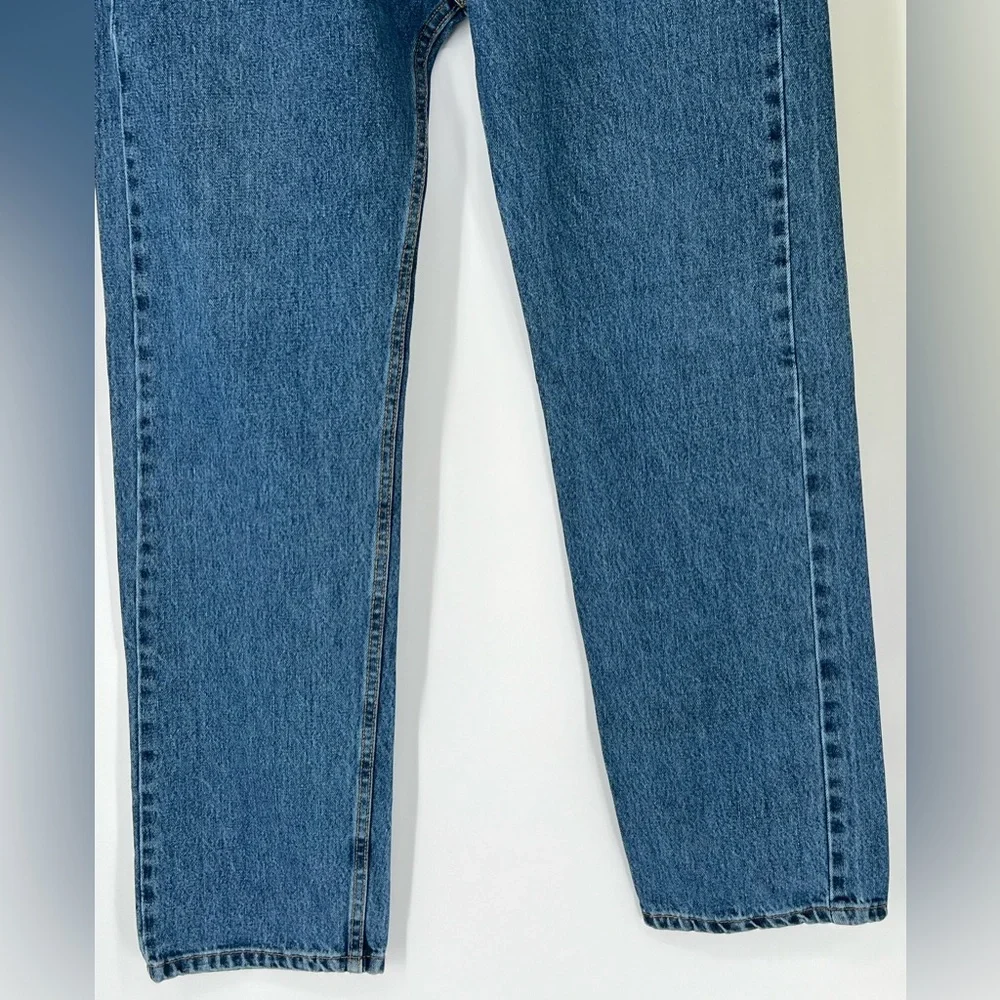 LEVI 505 JEANS VERSATILE STRAIGHT LEG AND CLASSIC STYLE COMFY‎ ROOMY FIT